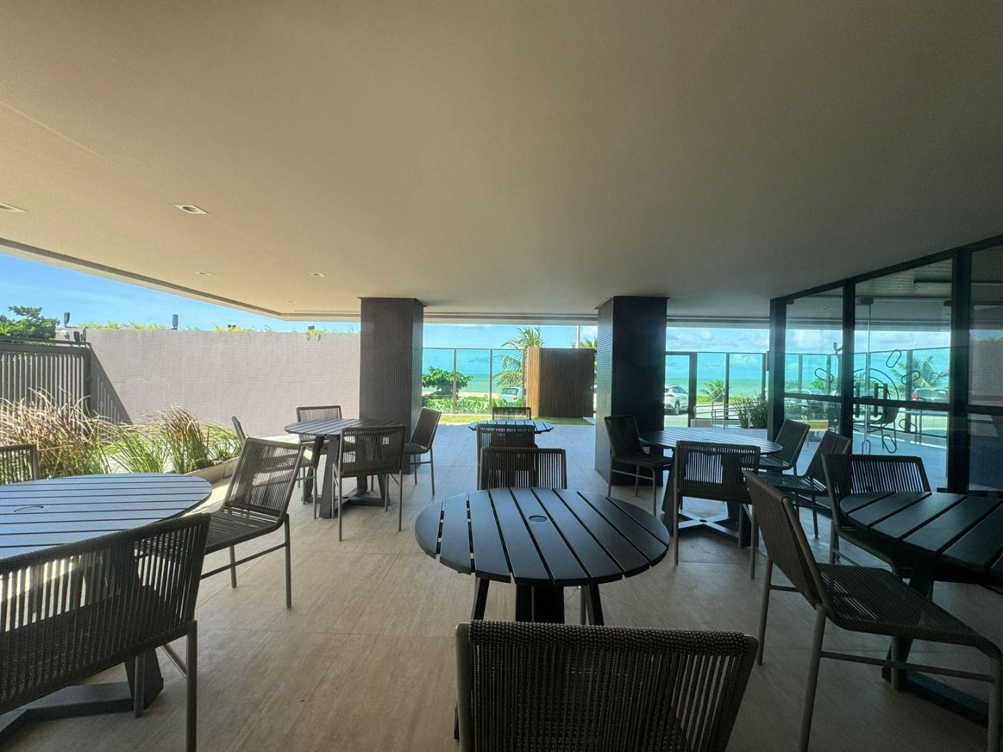 Apartamento com 02 dormitórios à venda por R$ 1.120.000 - Jard...