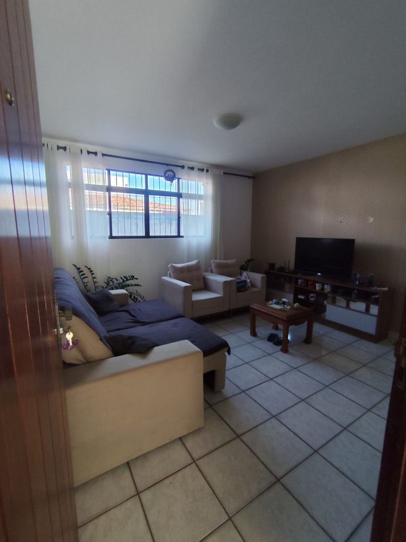 Apartamento com 04 dormitórios à venda por R$ 400.000 - Bessa,...