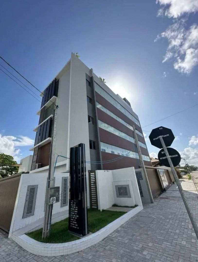 Flat com 1 dormitório à venda, 22m² por R$ 289.900 - Camboinha...