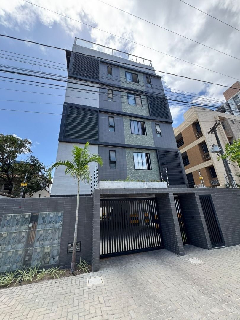 Apartamento com 1 quarto, 42 m², à venda por R$ 360.000 - Inte...