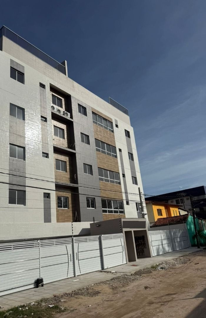 Apartamento com 2 quartos, 56 m², à venda por R$ 374.000 - Cam...