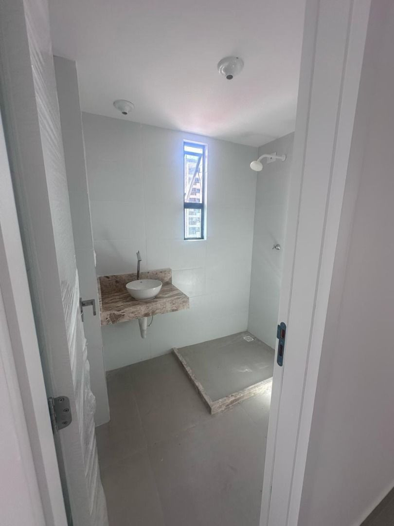 Apartamento com 2 dormitórios à venda, 66 m² por R$ 604.023,65...