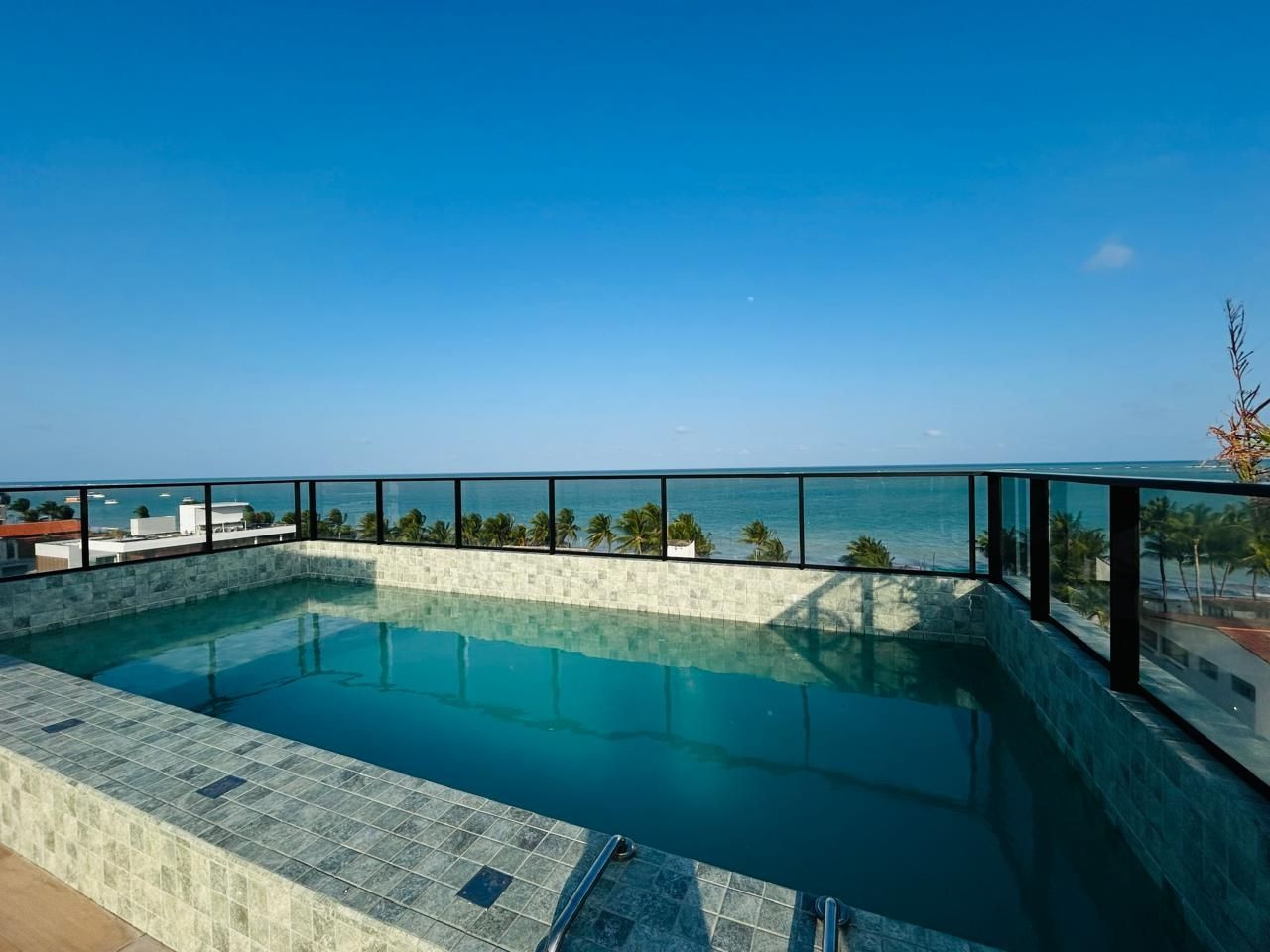 Apartamento com 3 dormitórios à venda, 108 m² por R$ 1.350.000...