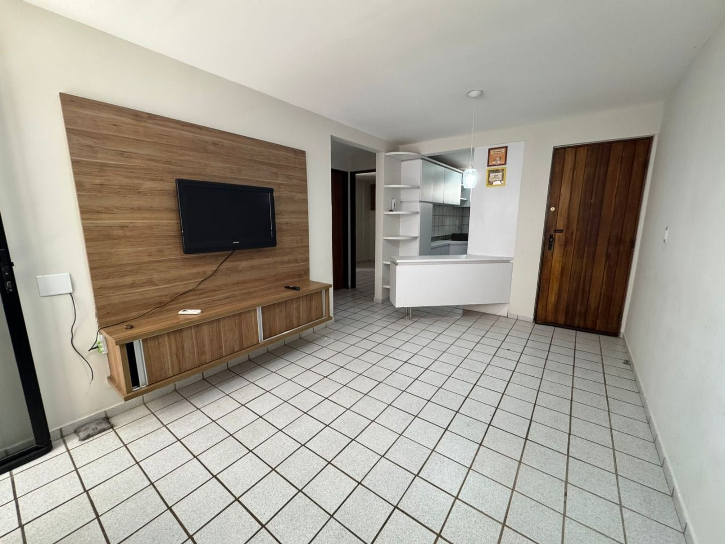 Apartamento com 2 dormitórios à venda, 55 m² por R$ 285.000,00...