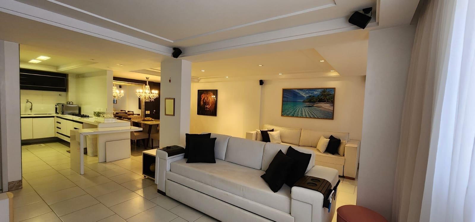 Apartamento com 2 dormitórios à venda, 86 m² por R$ 600.000 - ...