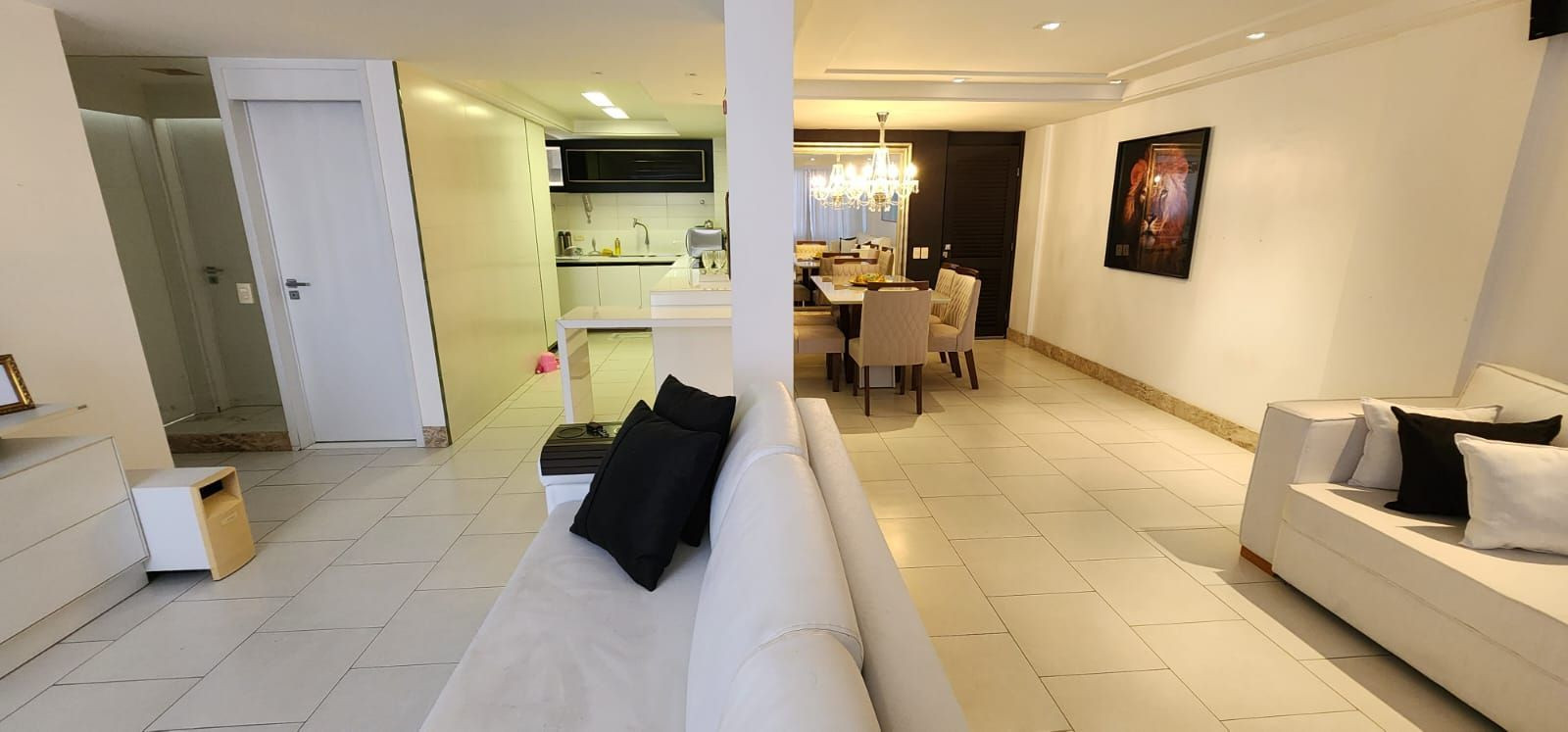 Apartamento com 2 dormitórios à venda, 86 m² por R$ 600.000 - ...