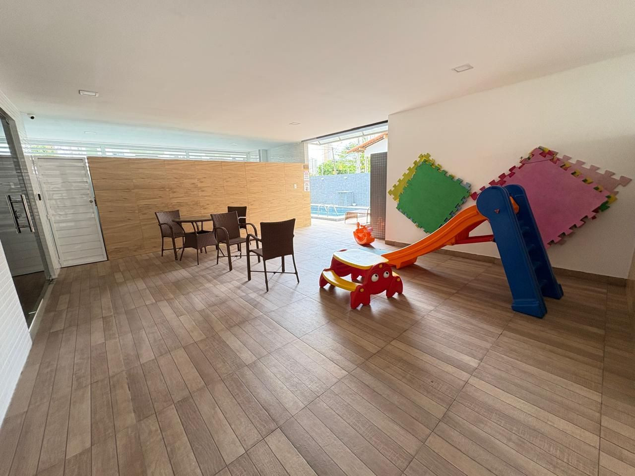 Apartamento com 1 quarto, 46 m², à venda por R$ 360.000 - Aero...