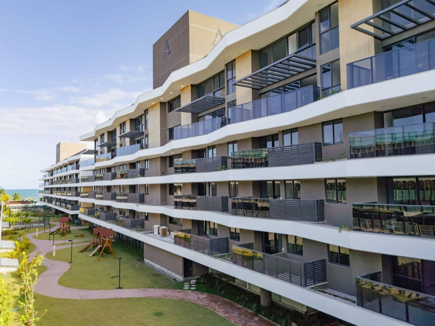 Apartamento Duplex com 3 dormitórios à venda, 104 m² por R$ 1....