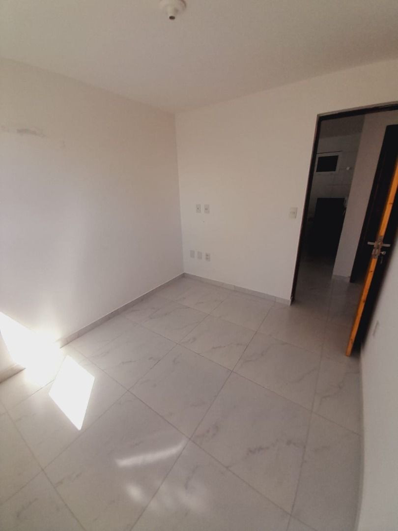 Apartamento com 2 dormitórios à venda, 47 m² por R$ 347.000 - ...