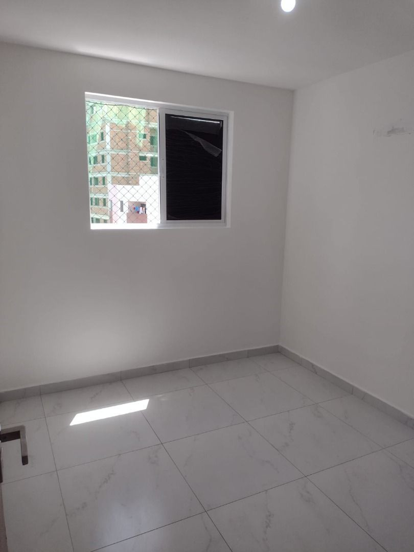 Apartamento com 2 dormitórios à venda, 47 m² por R$ 347.000 - ...