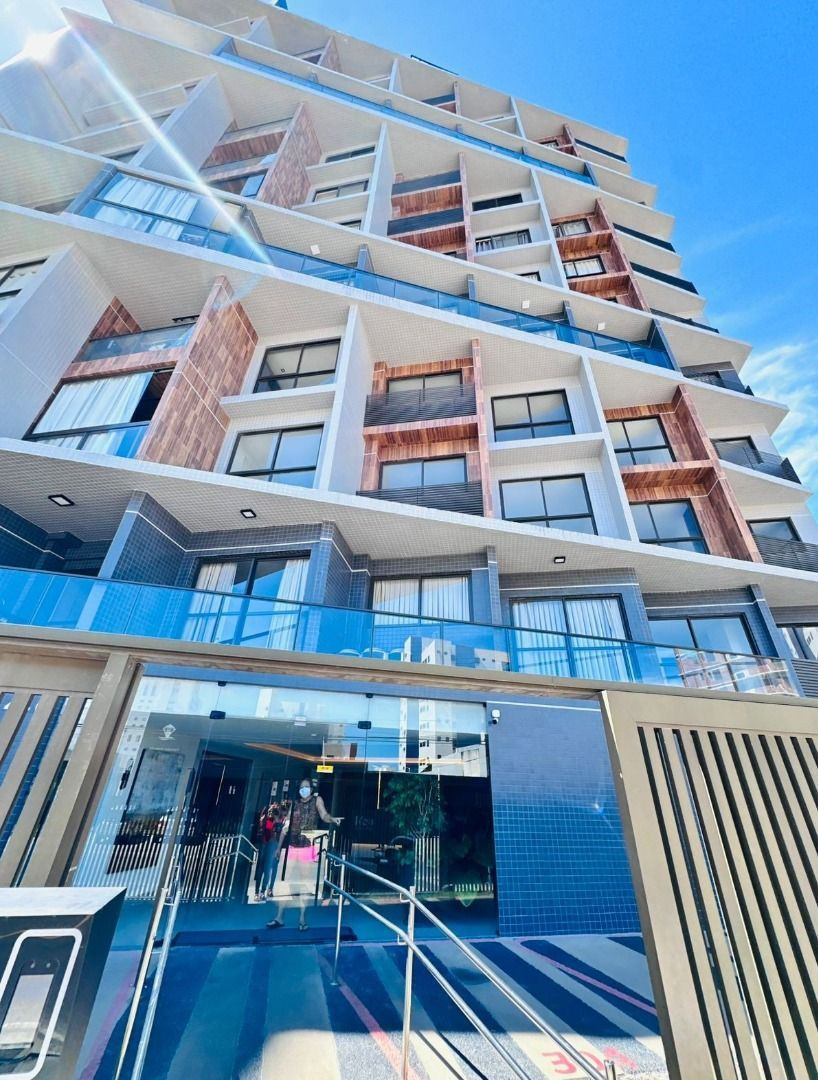 Apartamento com 3 dormitórios à venda, 66 m² por R$ 830.000,00...