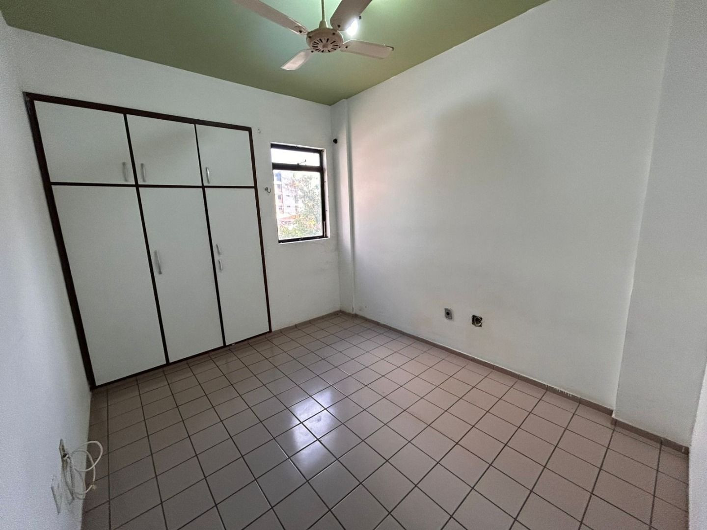 Apartamento com 3 dormitórios à venda, 127 m² por R$ 610.000 -...