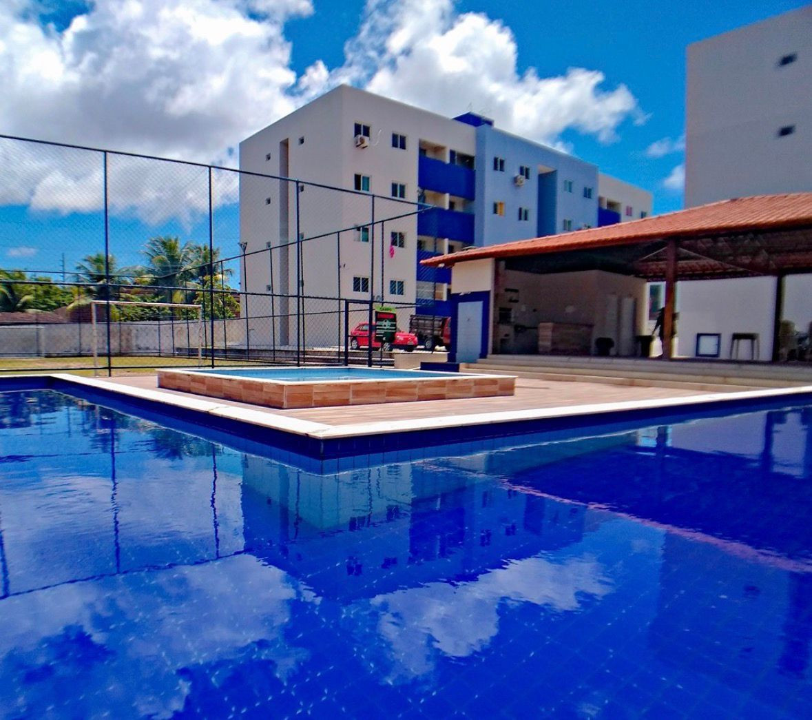 Apartamento com 2 dormitórios à venda, 46 m² por R$ 135.000 - ...