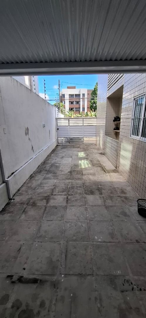 Apartamento com 3 dormitórios à venda, 74 m² por R$ 400.000,00...