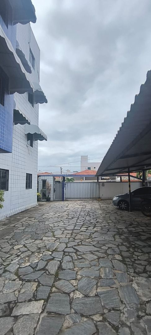 Apartamento com 2 dormitórios à venda, 50 m² por R$ 320.000 - ...