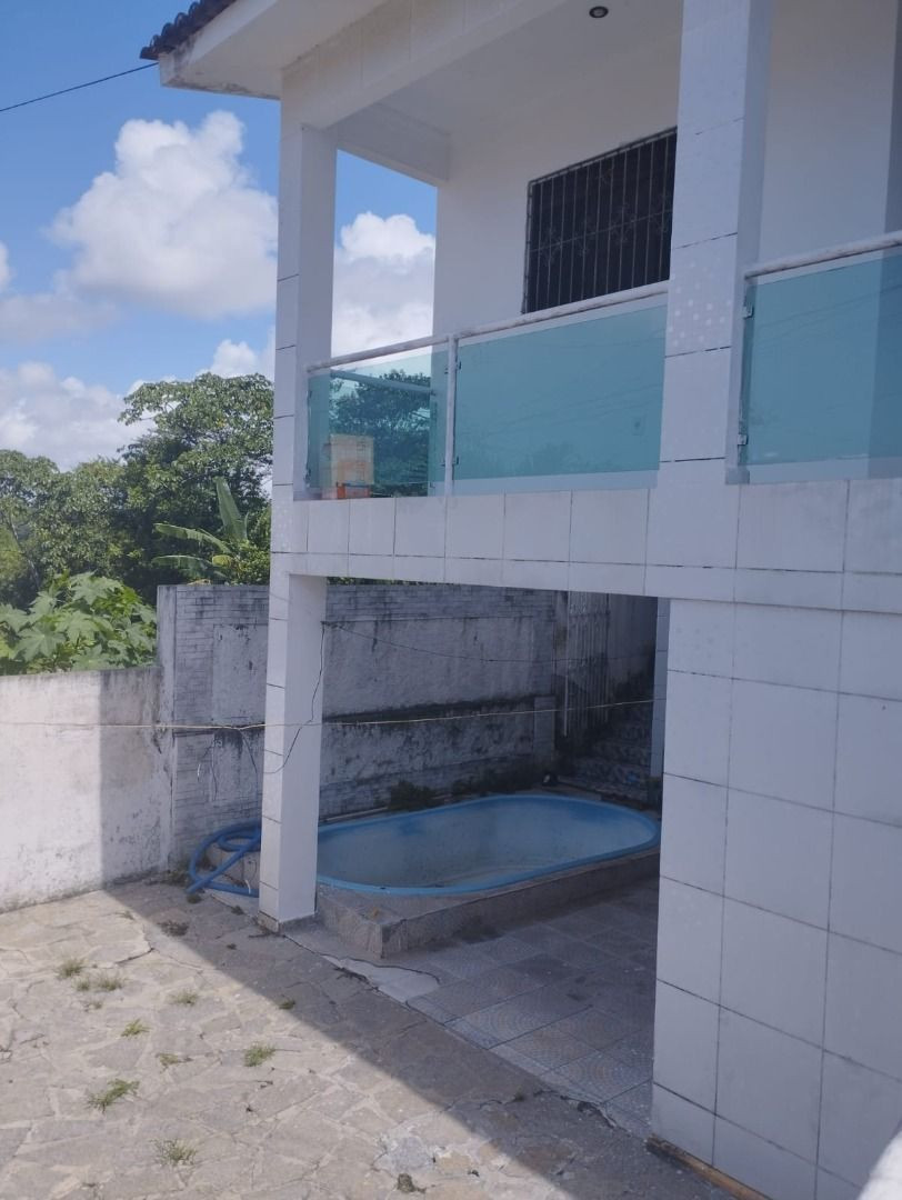 Casa com 4 dormitórios à venda, 150 m² por R$ 400.000,00 - Ern...