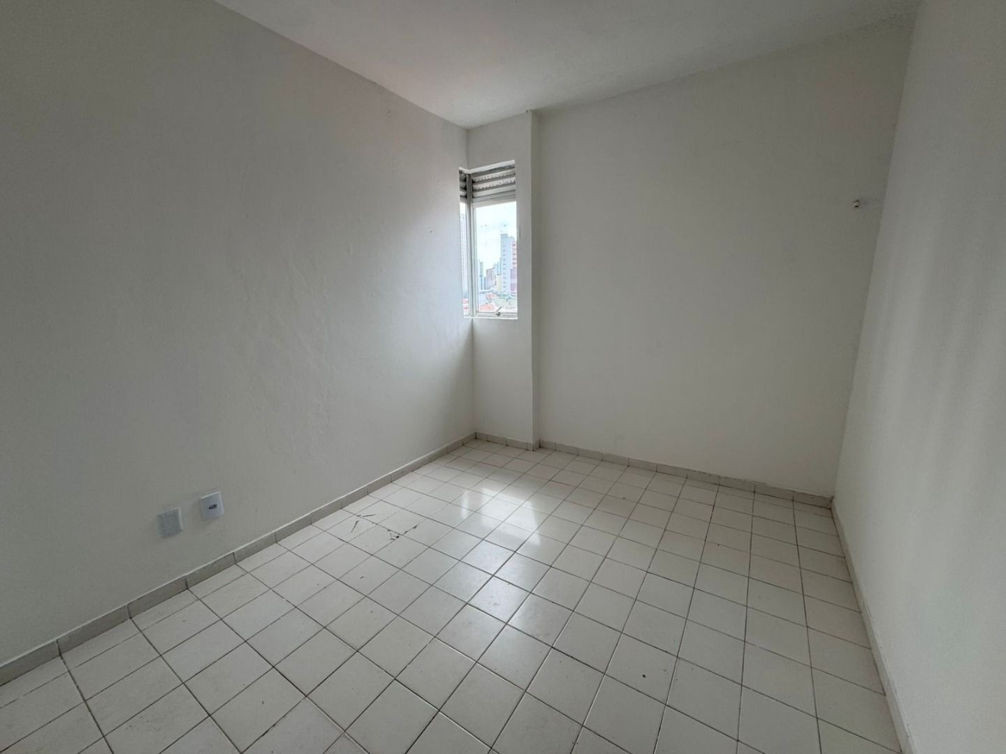 Apartamento com 3 dormitórios à venda, 78 m² por R$ 285.000,00...