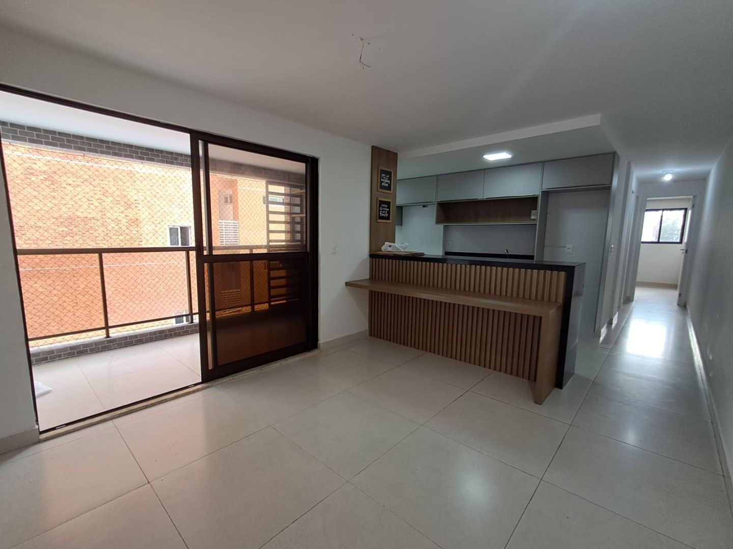 Apartamento com 2 dormitórios à venda, 68 m² por R$ 650.000,00...
