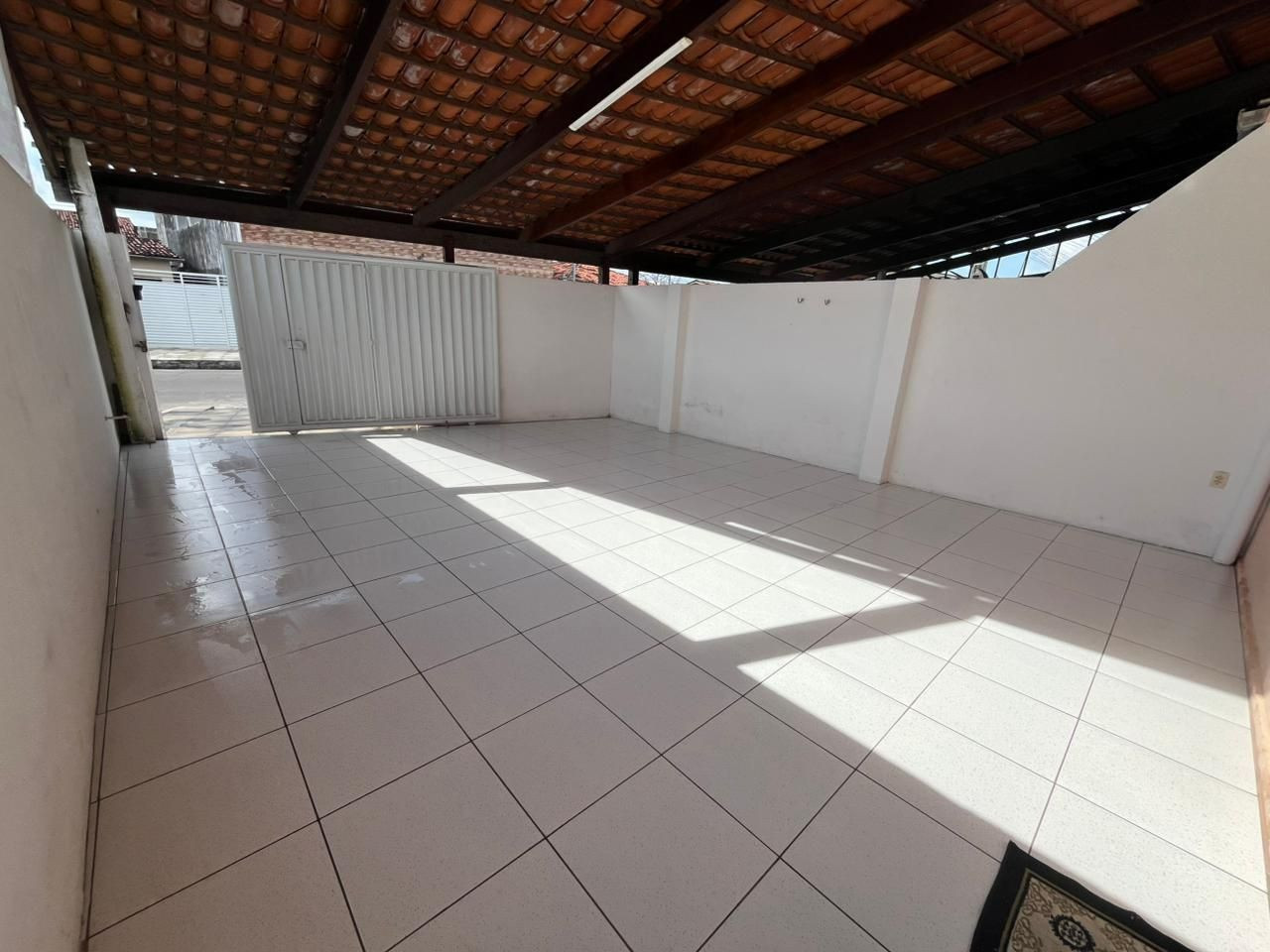Casa Residencial / Funcionários II