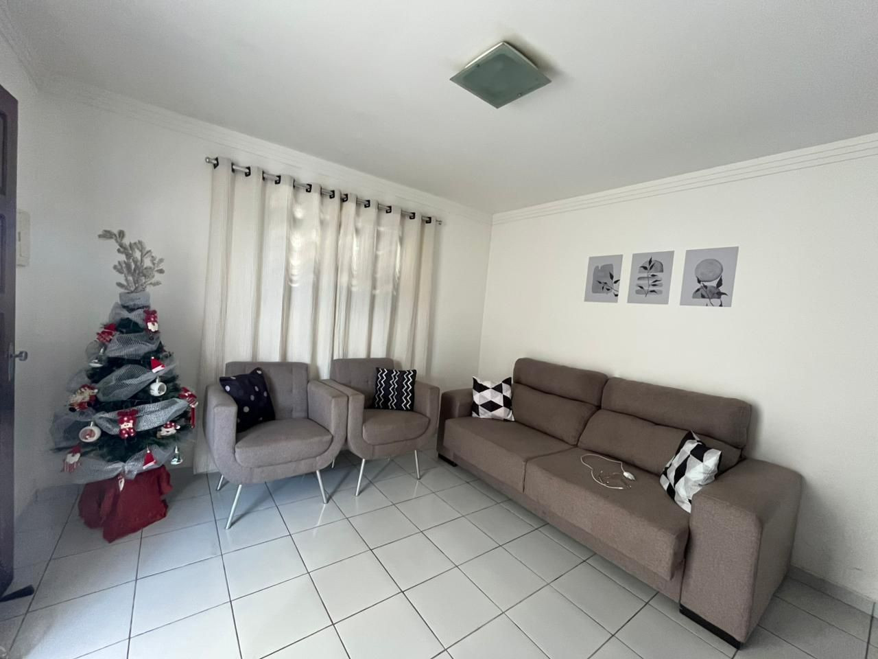 Casa Residencial / Funcionários II