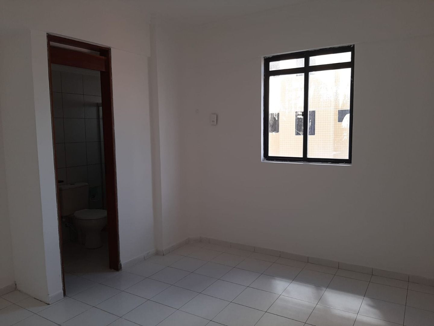 Apartamento com 3 dormitórios à venda, 160 m² por R$ 700.000,0...