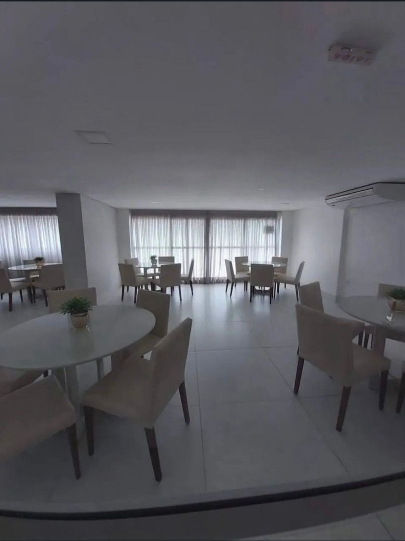 Apartamento com 3 dormitórios à venda, 71 m² por R$ 710.000 - ...