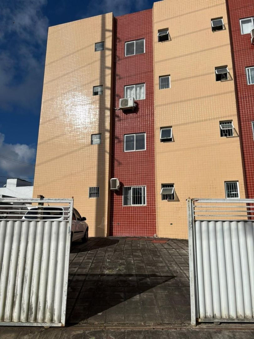 Apartamento com 2 dormitórios à venda, 59 m² por R$ 149.000,00...