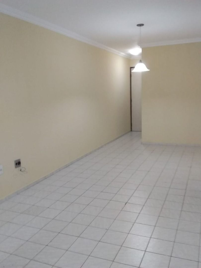 Apartamento Residencial / Mandacaru