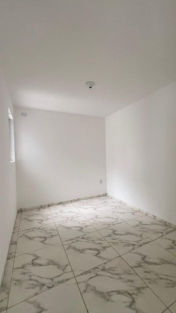 Apartamento com 2 dormitórios à venda, 50 m² por R$ 173.000,00...