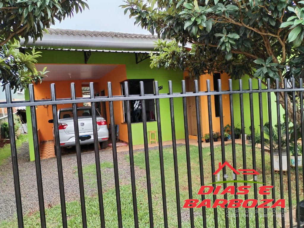 Lote de 250,80m com rea construda de 100m, localizado no Loteamento Muller e