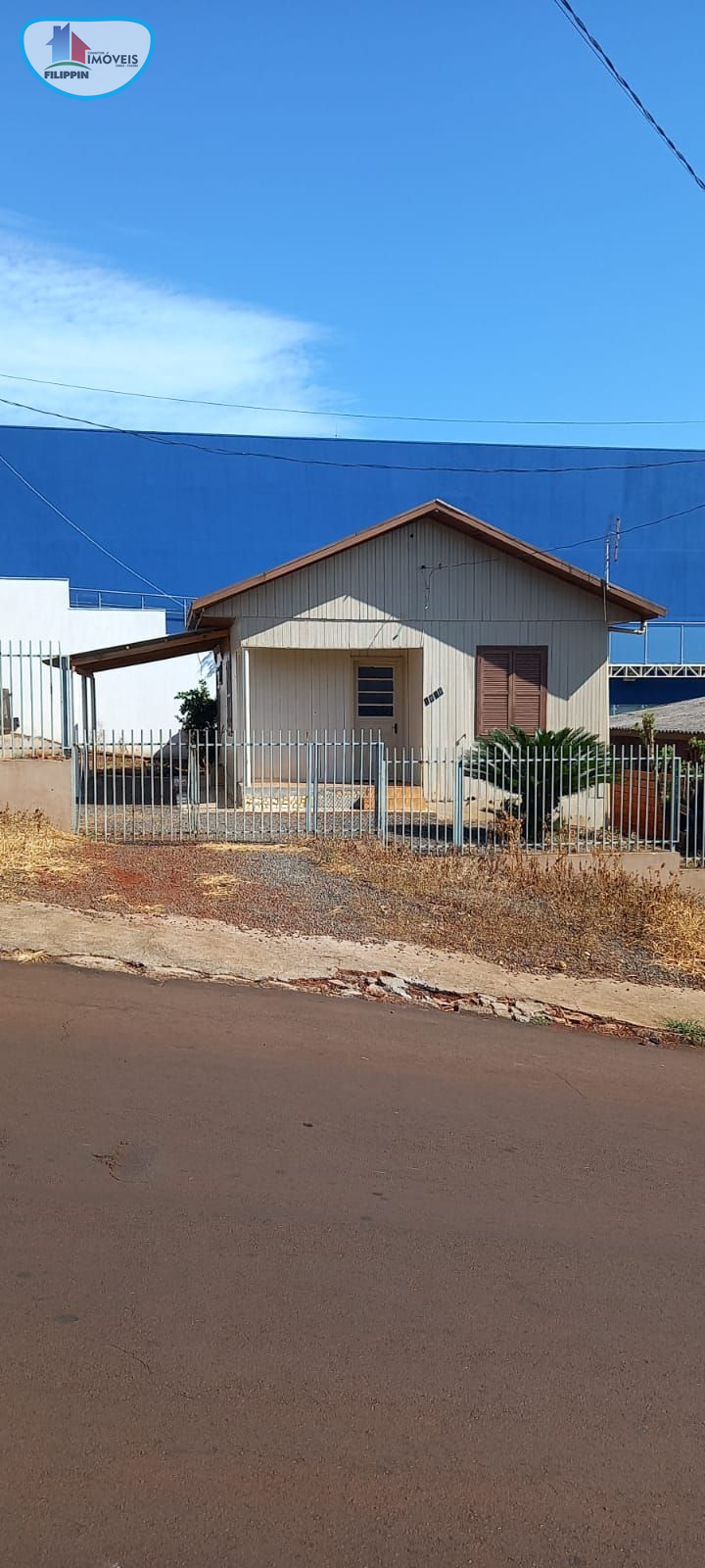 CASA DE MADEIRA PARA LOCAÇÃO
