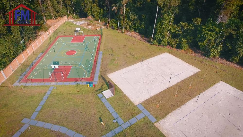 Casa de Condomínio à venda com 3 quartos, 300m² - Foto 1