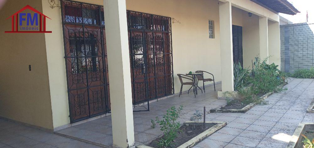 CASA 6 SUTES NO CONJUNTO DEBORA D. PEDRO 850.000