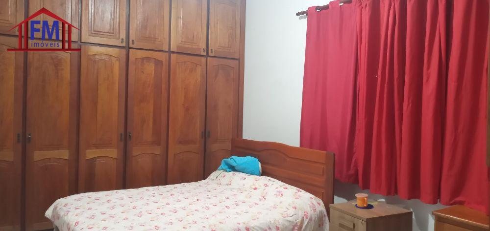 Casa à venda com 6 quartos, 350m² - Foto 6