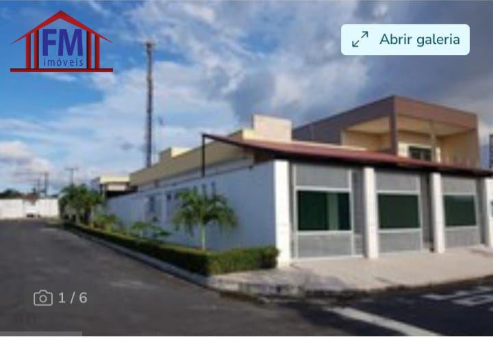 Casa de Condomínio à venda com 3 quartos, 300m² - Foto 1