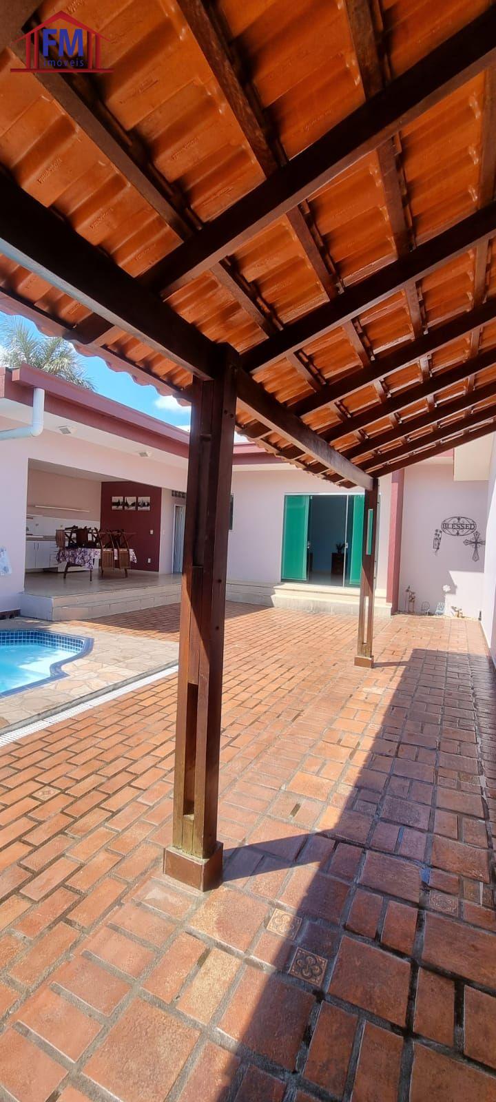 Casa de Condomínio à venda com 4 quartos, 400m² - Foto 5