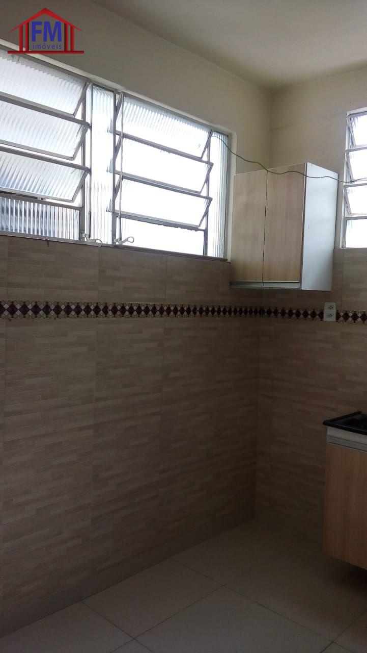 Apartamento à venda com 2 quartos, 70m² - Foto 6