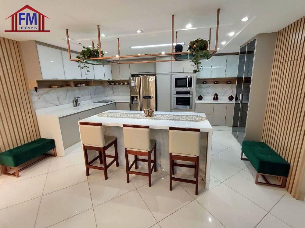 Casa de Condomínio à venda com 4 quartos, 300m² - Foto 9