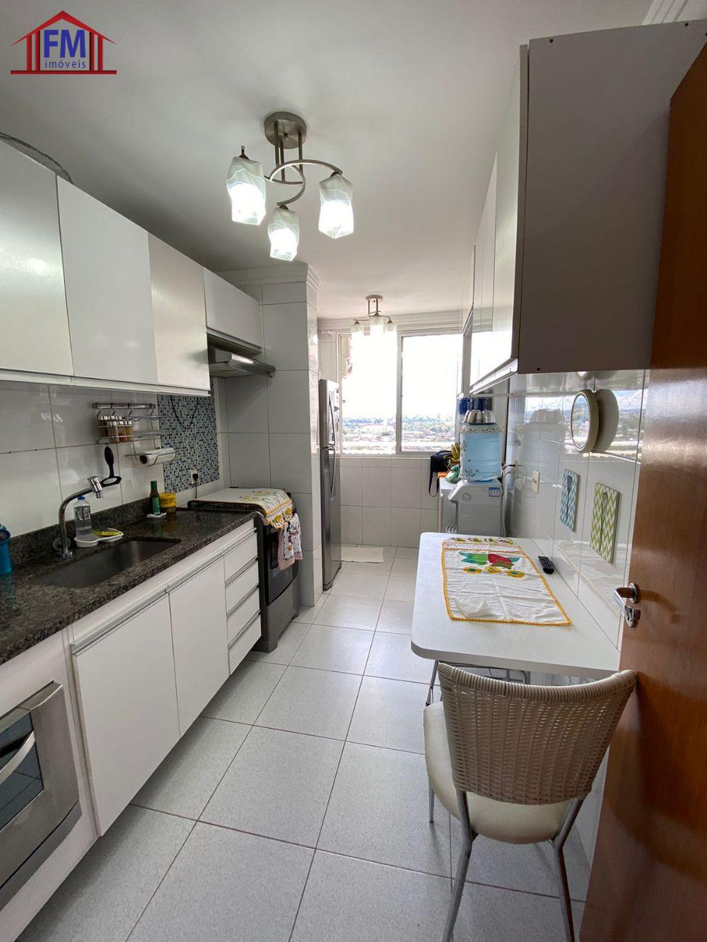 Apartamento à venda com 3 quartos, 150m² - Foto 9