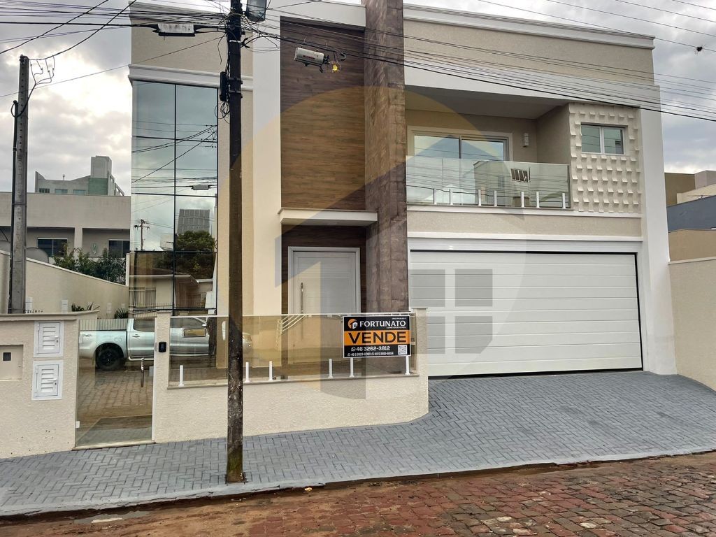VENDE-SE SOBRADO NOVO DE ALTO PADRÃO!