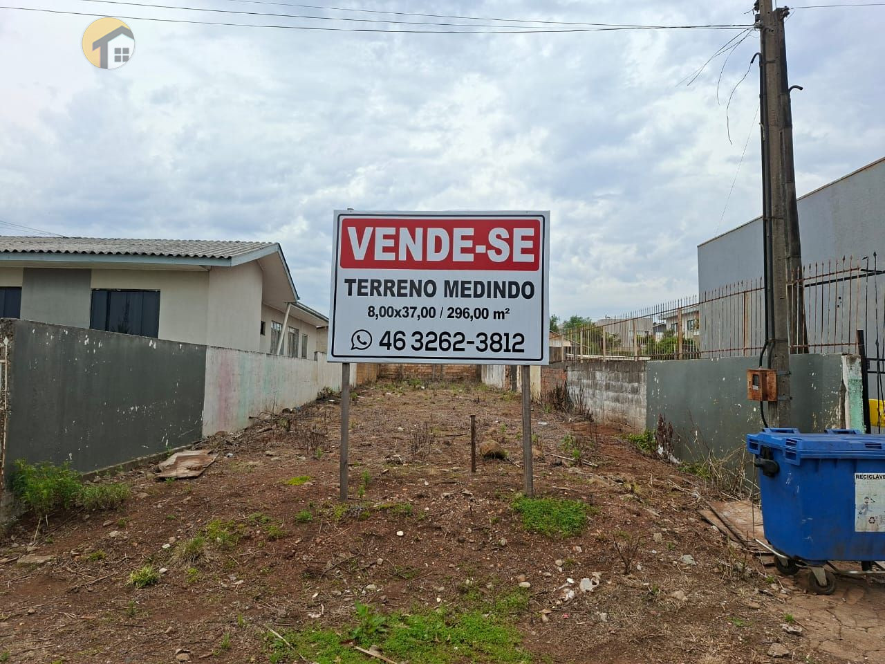 VENDE-SE TERRENO 