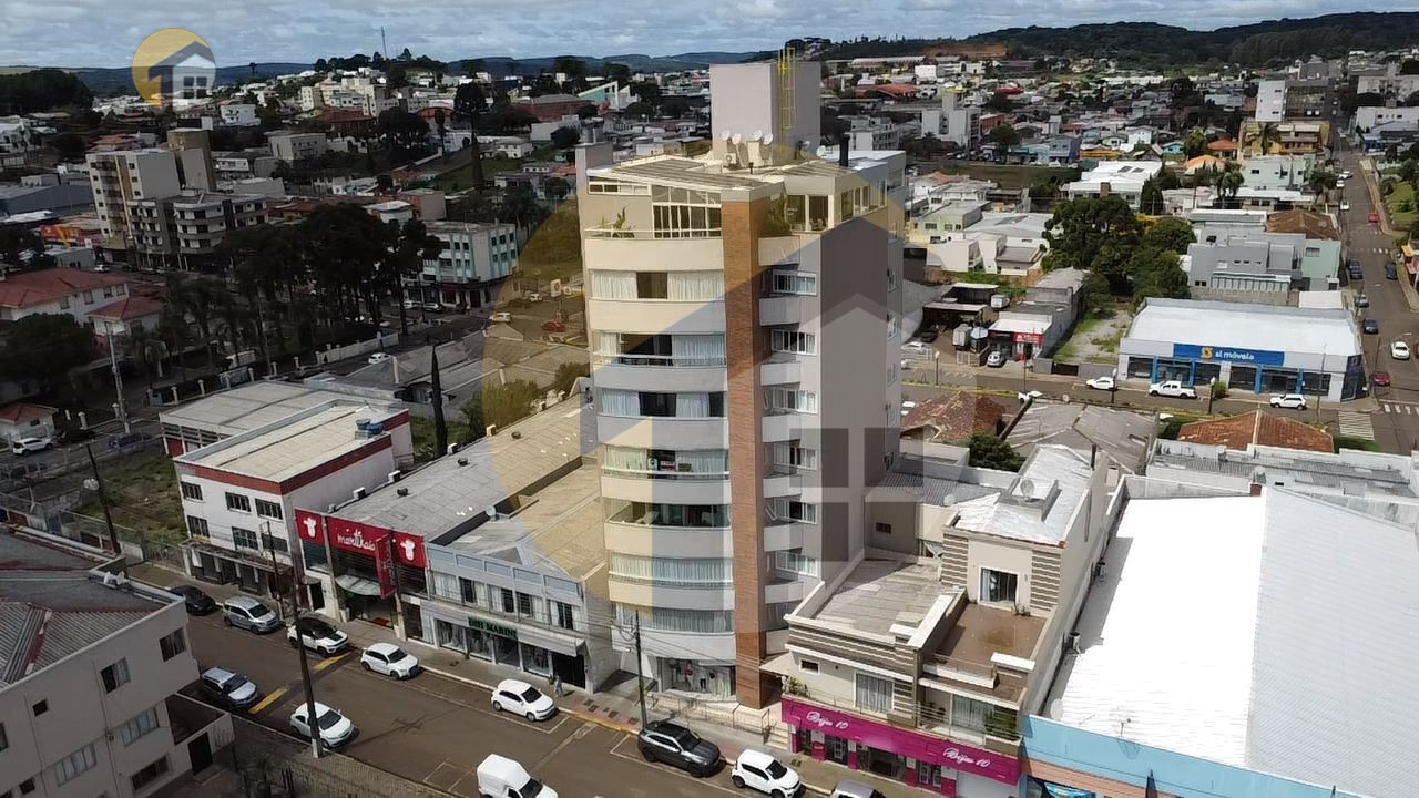 VENDE-SE APARTAMENTO SEMI-MOBILIADO - ALTO PADRÃO