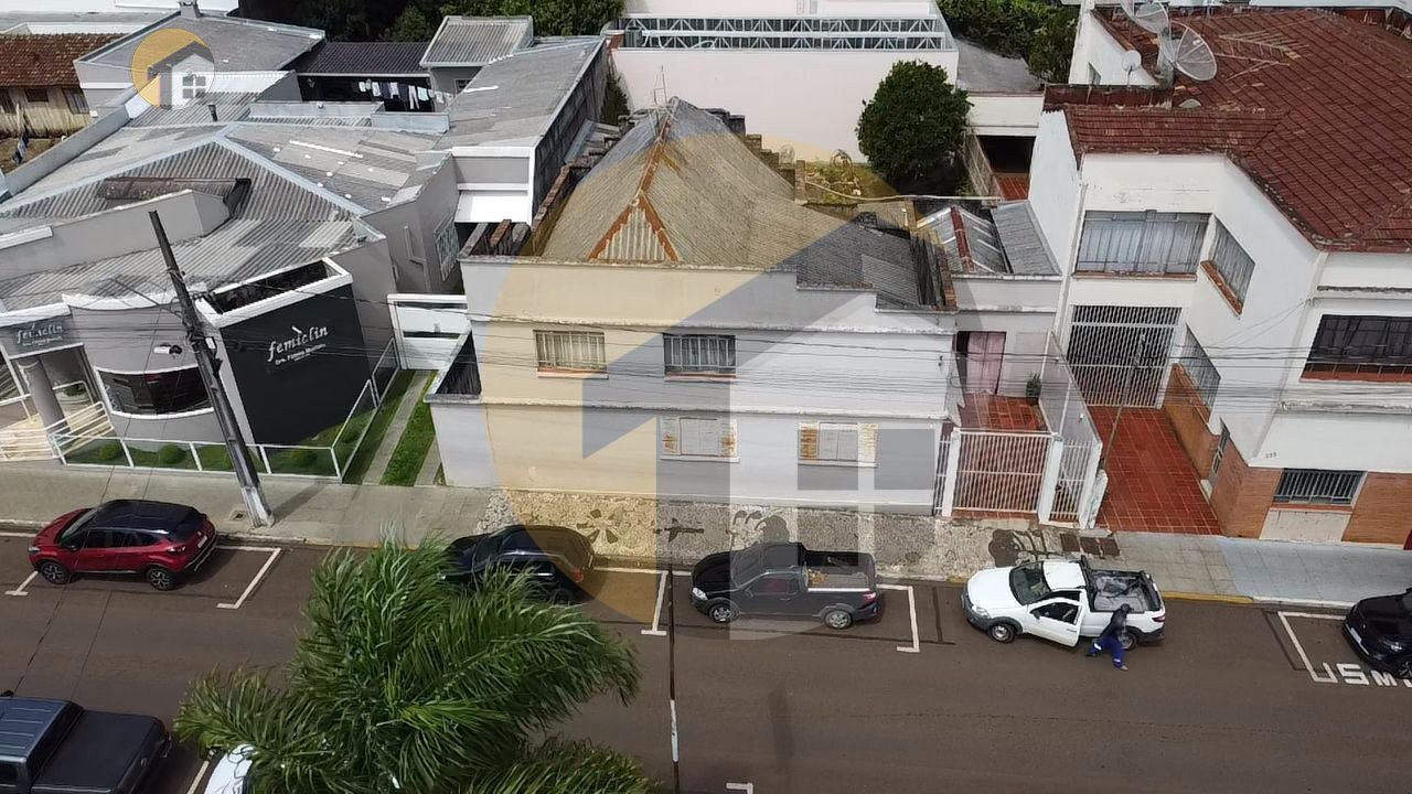 VENDE-SE IMÓVEL RESIDENCIAL E COMERCIAL