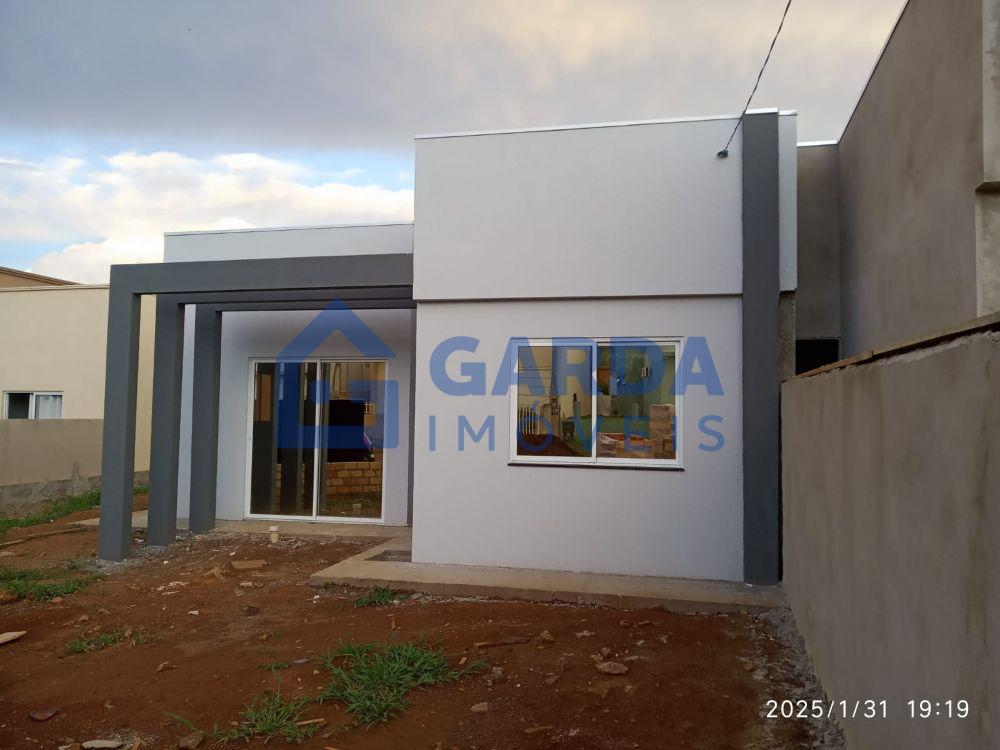 Linda casa nova apta a financiamento pelo minha casa minha vida