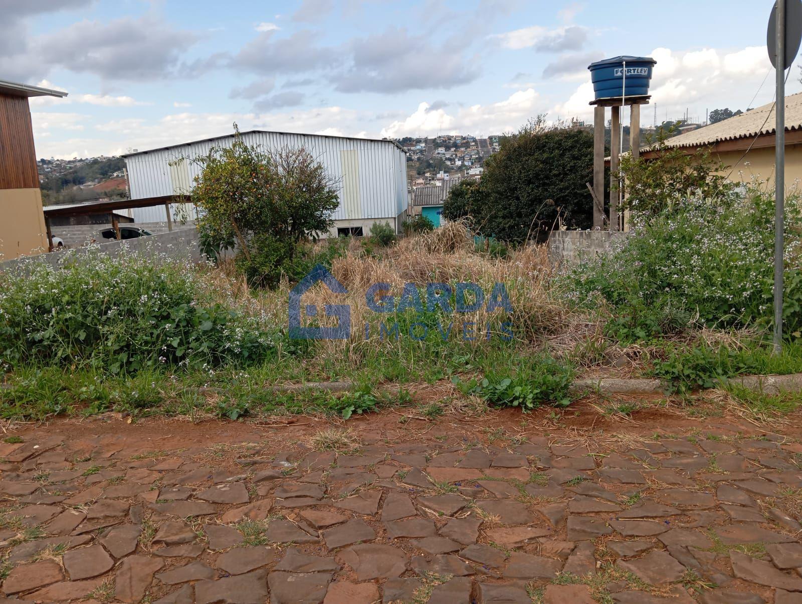Terreno bem localizado no Alieve com aproximadamente 400 m2