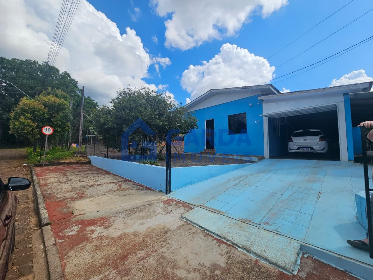 Ampla Casa no Loteamento Alievi