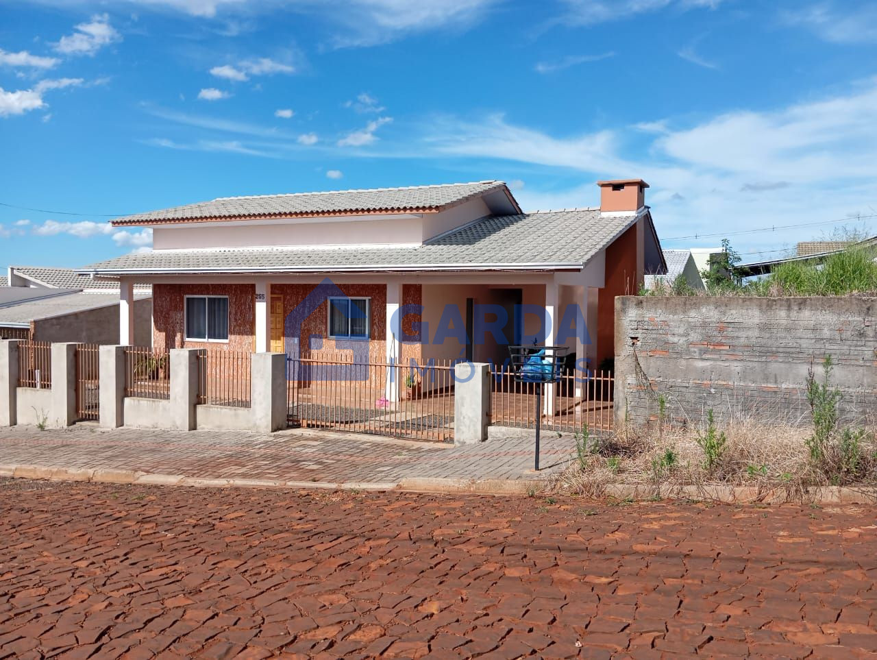 Ampla Casa bem Novinha no Arauc�ria Park