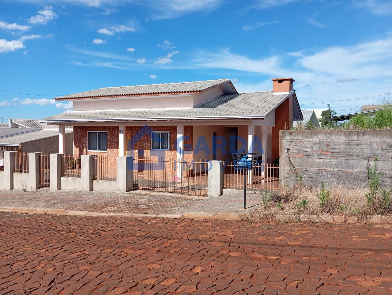 Garda Im�veis em S�o Louren�o do Oeste/SC