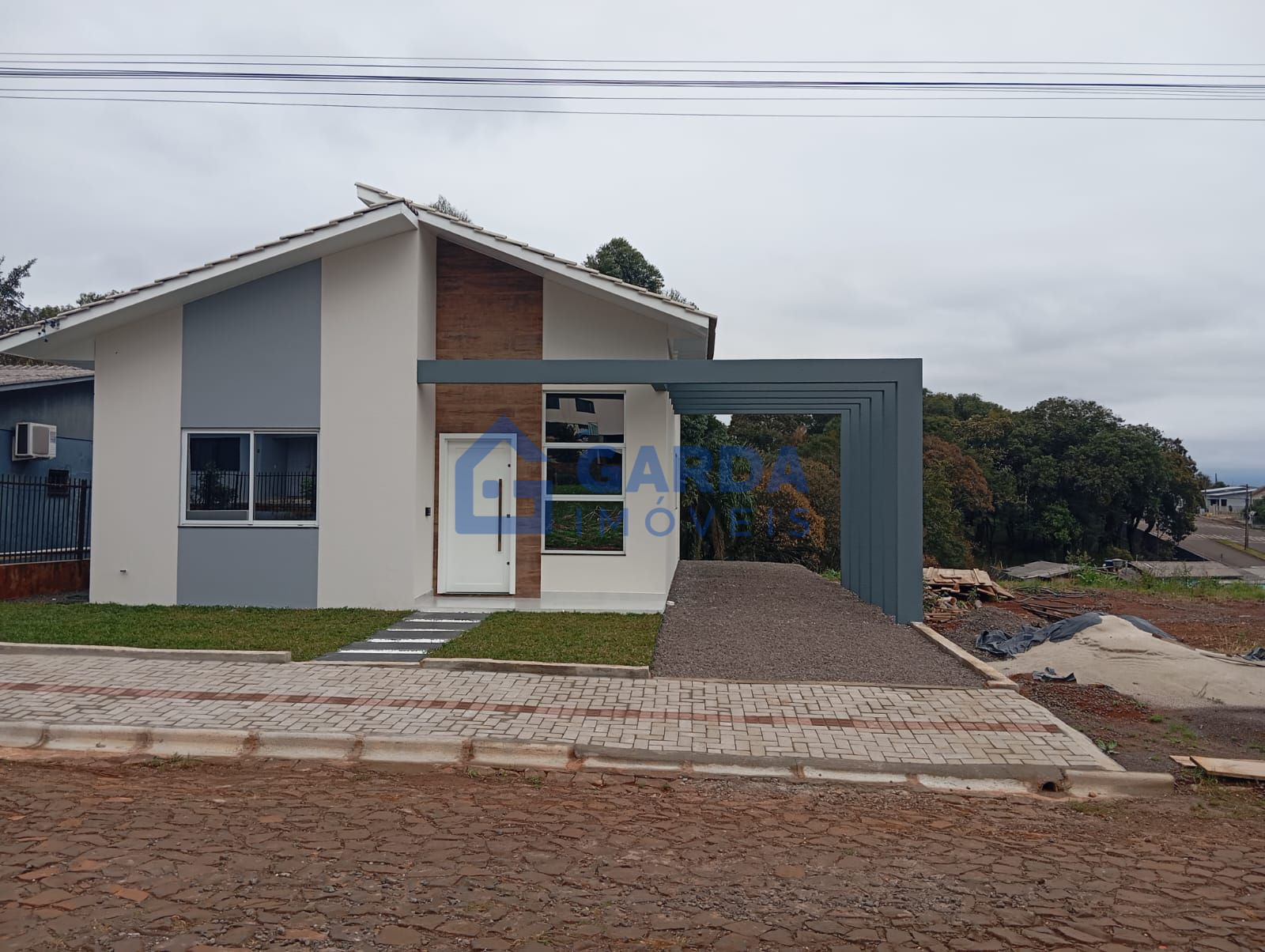 Casa � Venda