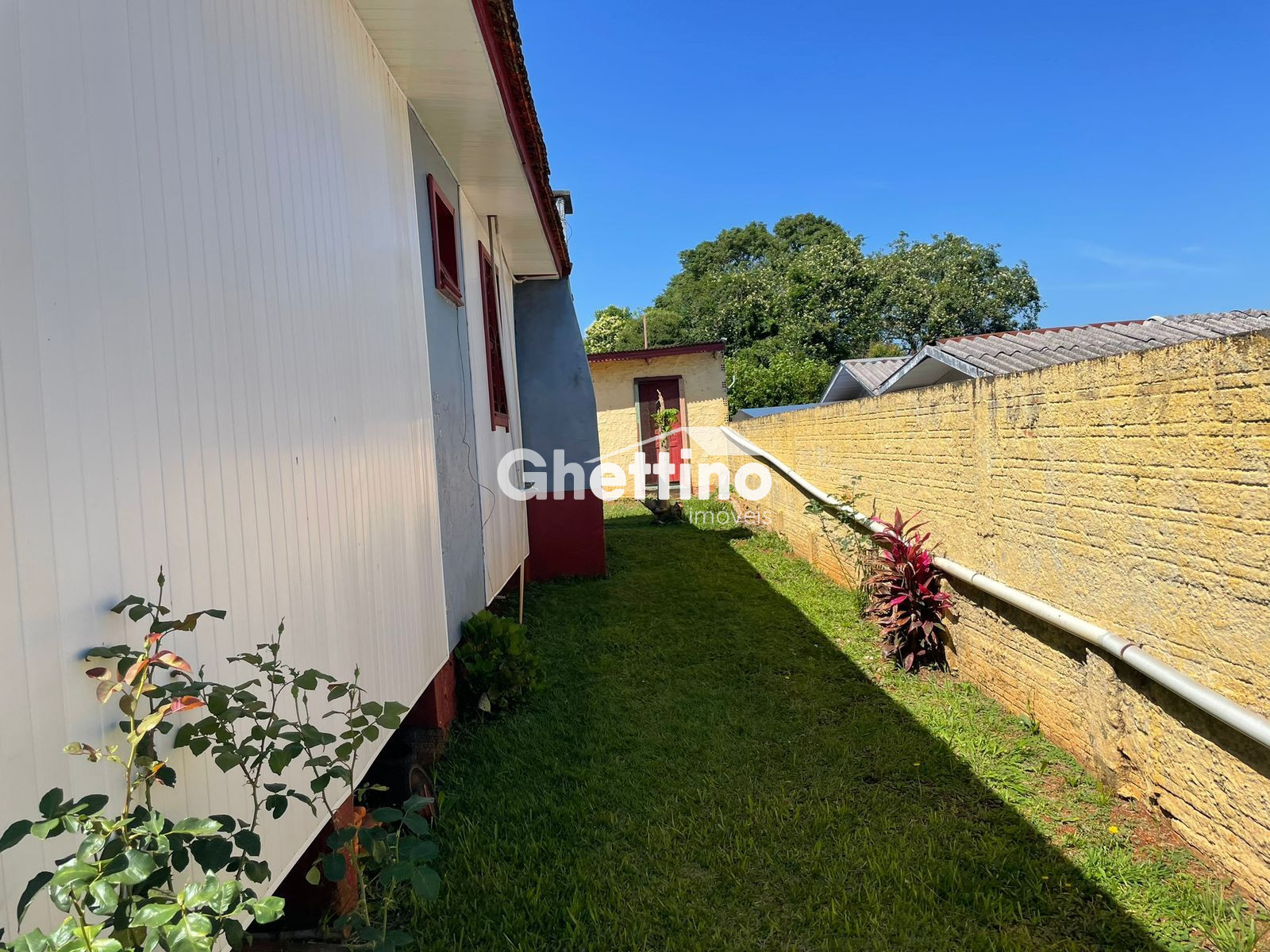 Ghettino Im�veis em Marmeleiro - PR